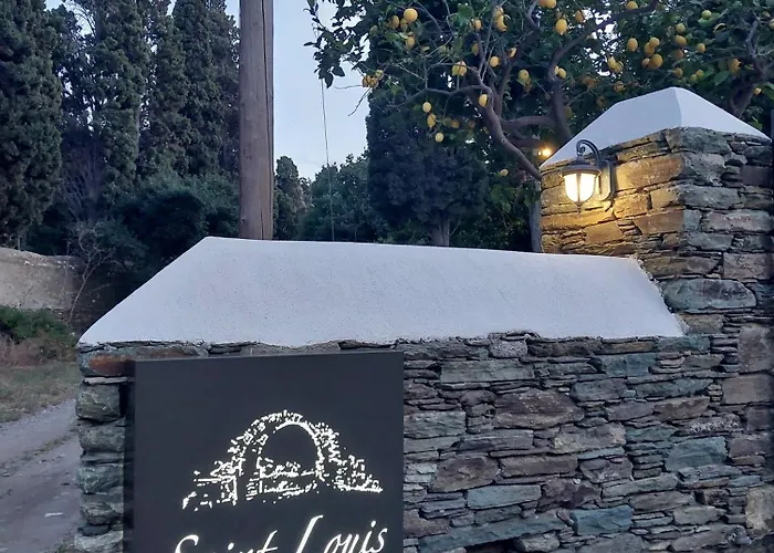 Lägenhetshotell Saint Louis Ándros