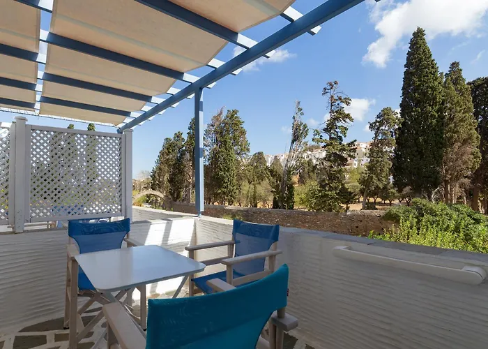 Saint Louis Lägenhetshotell Ándros