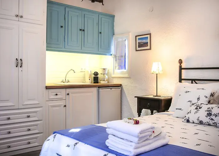 Lägenhetshotell Saint Louis Ándros