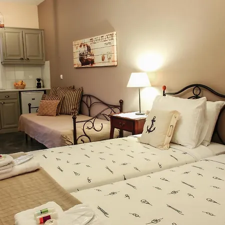 Saint Louis Aparthotel Andros Town