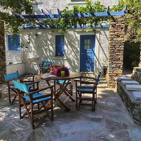 Saint Louis アパートホテル Ándros