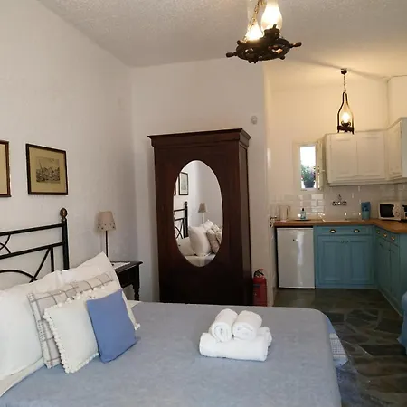 Saint Louis Aparthotel 3*