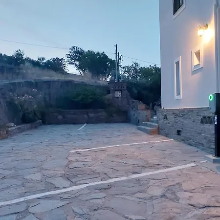 Saint Louis アパートホテル Ándros