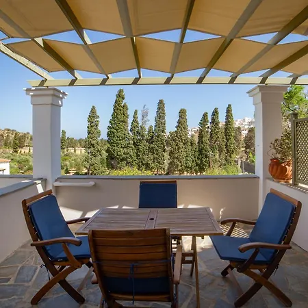 Saint Louis アパートホテル 4*